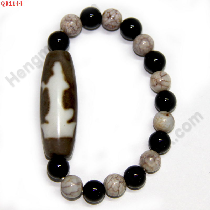QB1144 สร้อยข้อมือหิน DZI ลายเจ้าแม่กวนอิม ร้อยด้วยหินเกล็ดมังกรสลับหินสีดำ ราคา 599 บาท http://hengmark.com/view_product/QB1144.htm