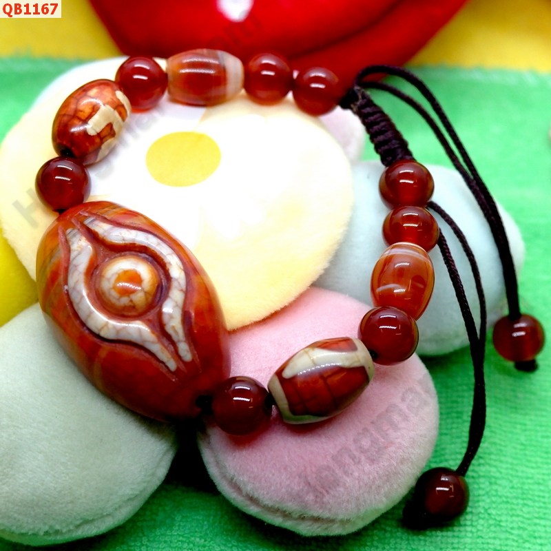 QB1167 สร้อยข้อมือหิน DZI ตามังกร หรูยี่ 1 ตาสวัสดิกะ ราคา 669 บาท http://hengmark.com/view_product/QB1167.htm