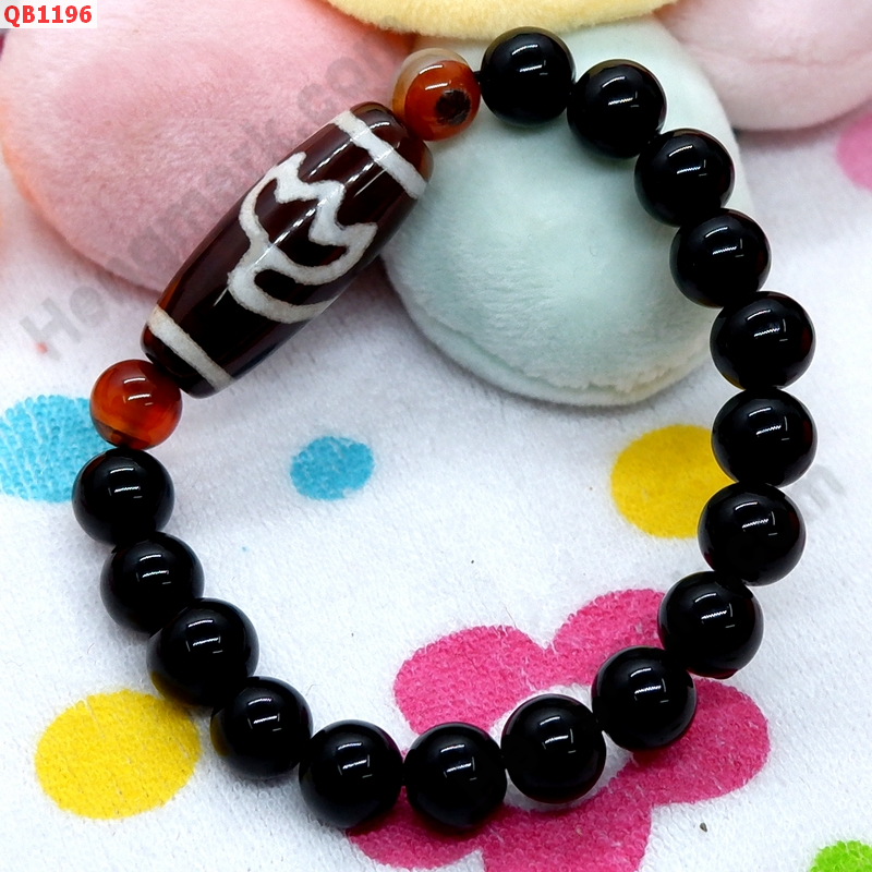 QB1196 สร้อยข้อมือ DZI ลายดอกบัว ราคา 299 บาท http://hengmark.com/view_product/QB1196.htm
