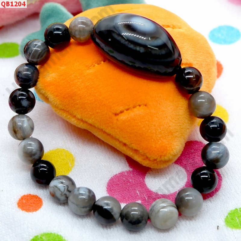 QB1204 สร้อยข้อมือ DZI ตาสวรรค์ ราคา 299 บาท http://hengmark.com/view_product/QB1204.htm