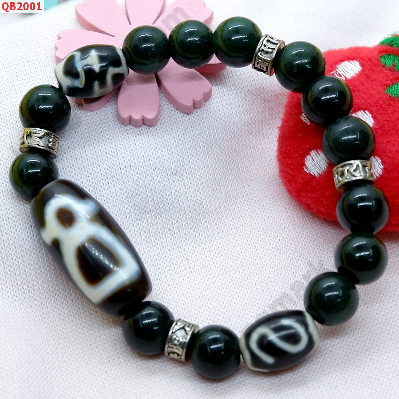 QB2001 สร้อยข้อมือหินDZI ไฉ่ซิงเอี๊ย ราคา 829 บาท http://hengmark.com/view_product/QB2001.htm