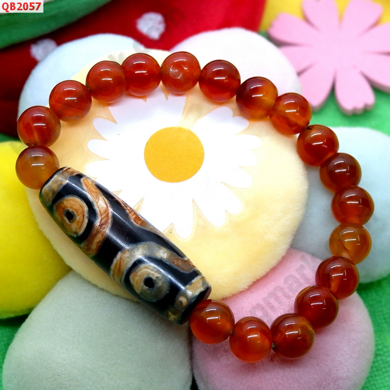 QB2057 สร้อยข้อมือหินDZI 3 ตา ราคา 499 บาท http://hengmark.com/view_product/QB2057.htm