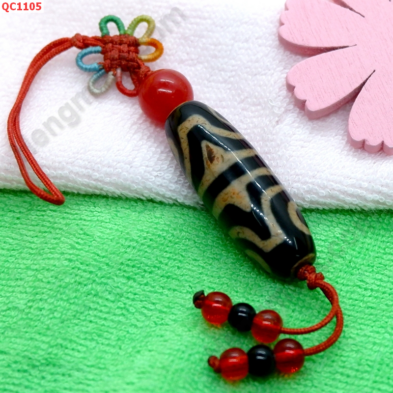QC1105 หินทิเบตแขวนมือถือ ลาย4ตาเขี้ยวเสือ ราคา 229 บาท http://hengmark.com/view_product/QC1105.htm