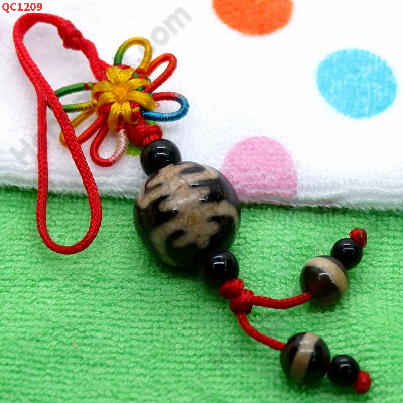 QC1209 หินทิเบตแขวนมือถือ ลายอายุยืน ราคา 129 บาท http://hengmark.com/view_product/QC1209.htm