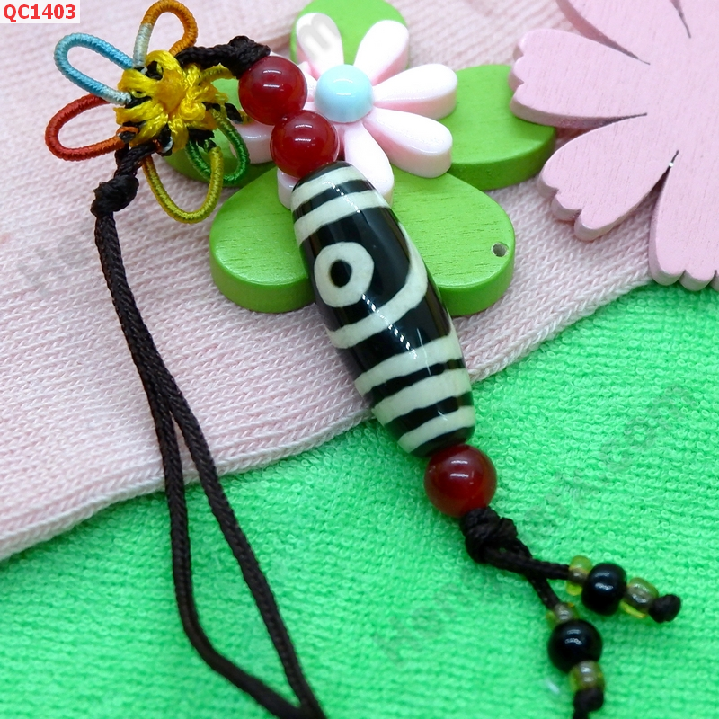 QC1403 หินทิเบตแขวนมือถือ ลาย 2 ตา ราคา 179 บาท http://hengmark.com/view_product/QC1403.htm