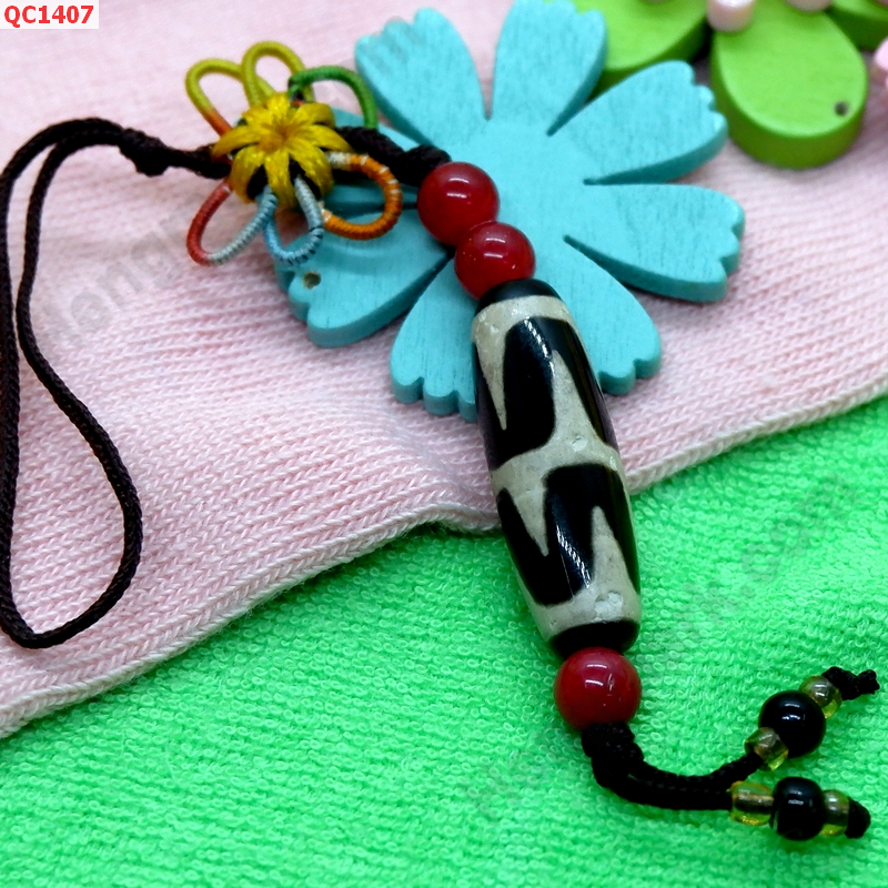 QC1407 หินทิเบตแขวนมือถือ ลายเขี้ยวเสือคู่ ราคา 179 บาท http://hengmark.com/view_product/QC1407.htm