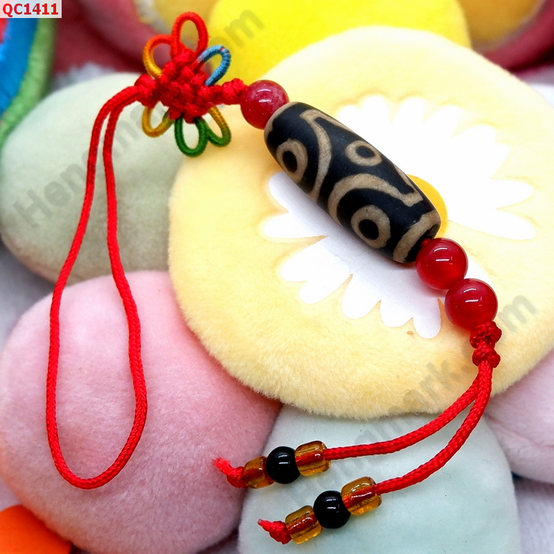 QC1411 หินทิเบตแขวนมือถือ ลาย 6 ตา ราคา 179 บาท http://hengmark.com/view_product/QC1411.htm