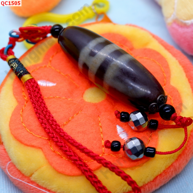 QC1505 หินทิเบตลาย 3 เส้น แบบแขวน ราคา 379 บาท http://hengmark.com/view_product/QC1505.htm