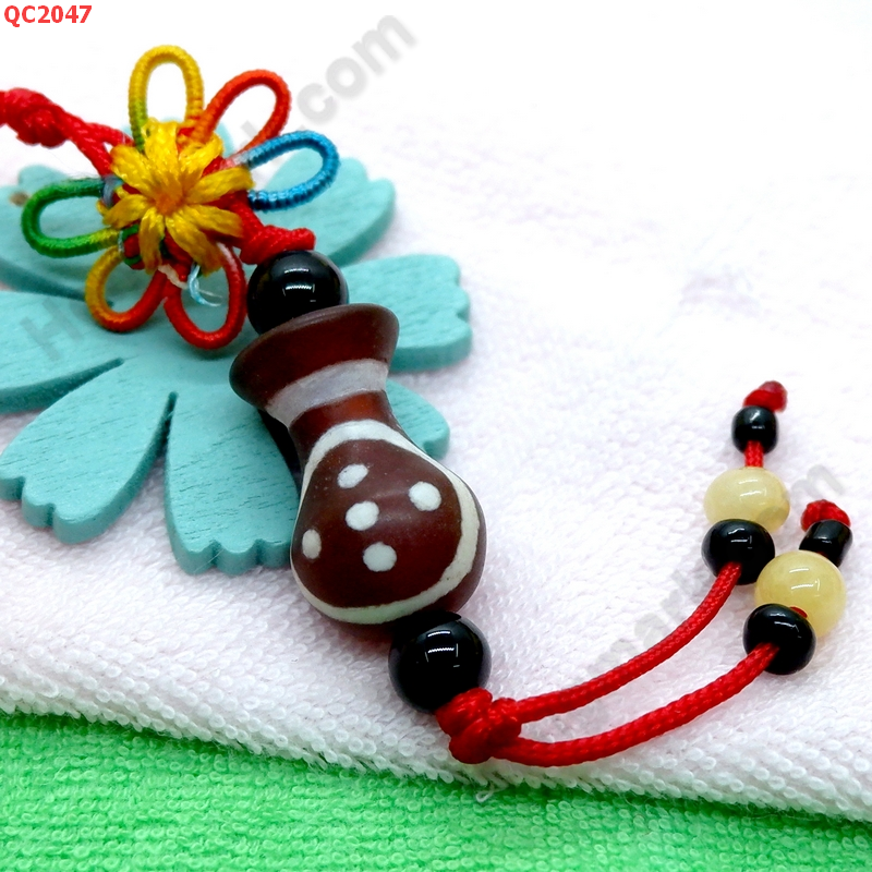 QC2047 หินทิเบตแขวนมือถือรูปแจกันวิเศษ ลาย 2 ตา 10 จุด ราคา 179 บาท http://hengmark.com/view_product/QC2047.htm