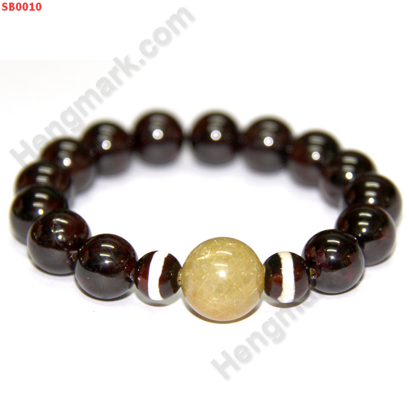 SB0010 สร้อยข้อมือไหมทอง+โกเมน ราคา 780 บาท http://hengmark.com/view_product/SB0010.htm