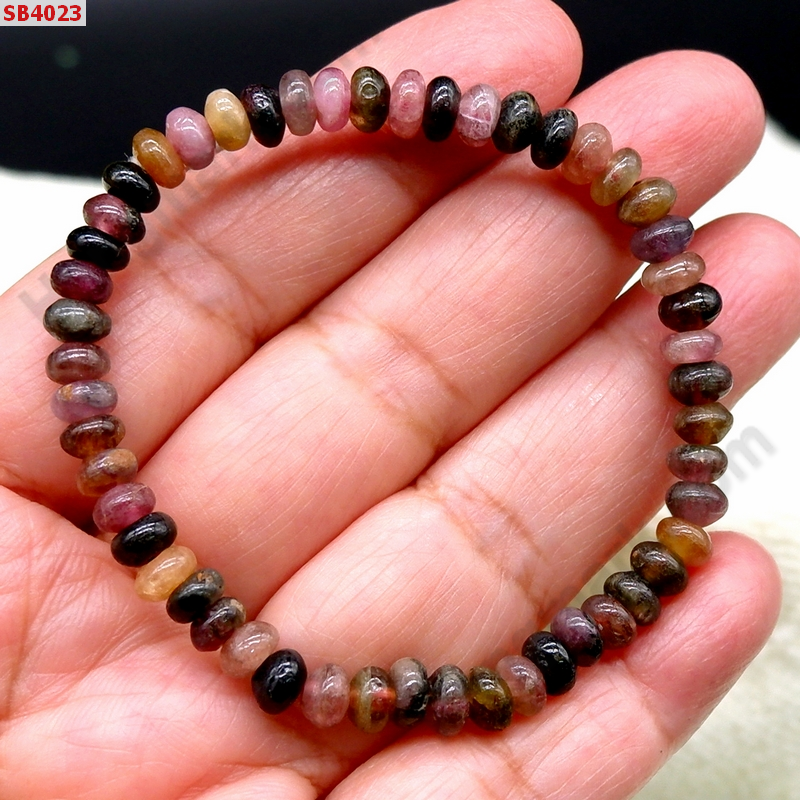 SB4023 สร้อยข้อมือหินทัวร์มาลีน ราคา 350 บาท http://hengmark.com/view_product/SB4023.htm