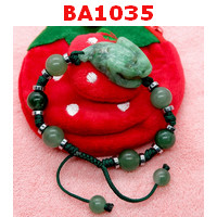 BA1035 : สร้อยข้อมือกบคาบเหรียญหยกเขียวเชือกถัก