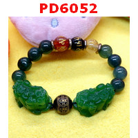 PD6052 : สร้อยข้อมือปี่เซียะคู่ หินสีเขียวสด+คาถาทิเบต
