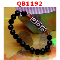 QB1192 : สร้อยข้อมือ DZI 9 ตา